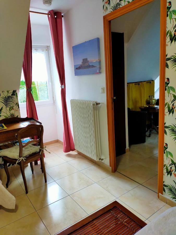Petit Chatelet Bis Hirel Bagian luar foto