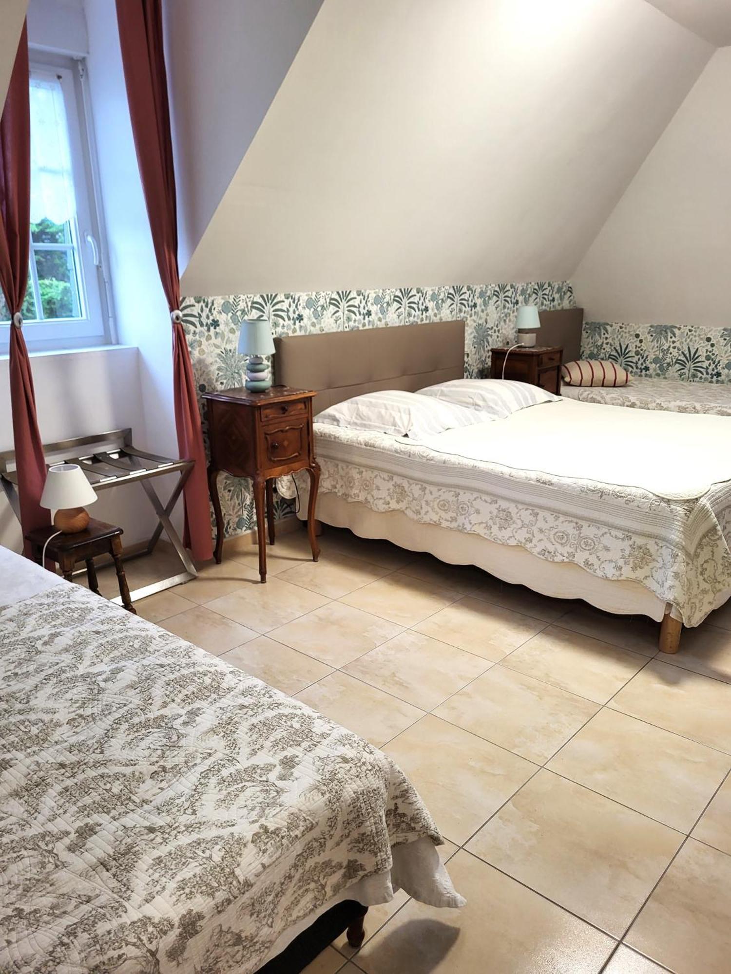 Petit Chatelet Bis Hirel Bagian luar foto